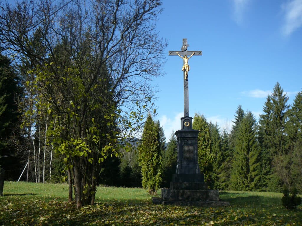 Kříž na Samčance.