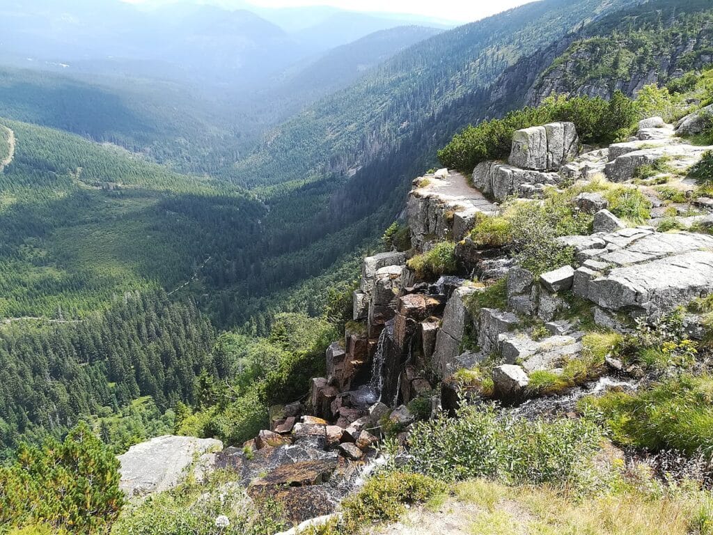 Pohled na Pančavský vodopád.