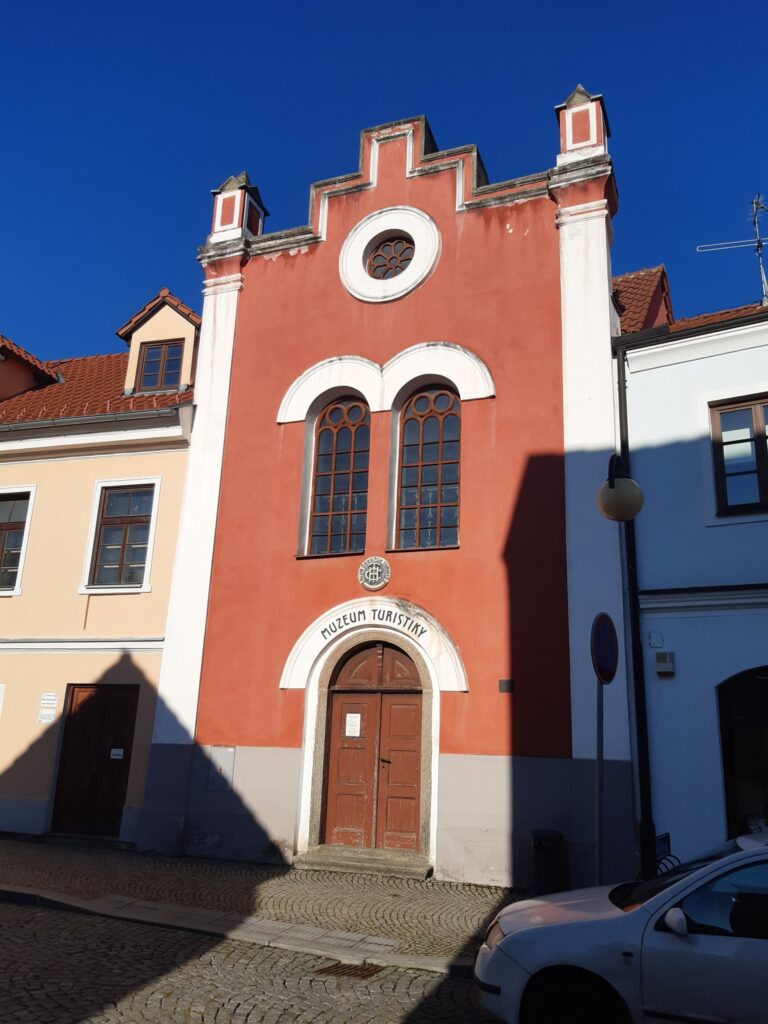 Nezapomeňte na Muzeum turistiky.
