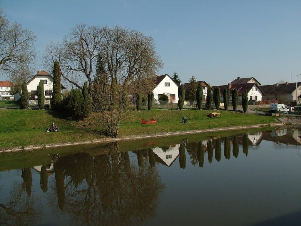 Nádherná obec Hulice.