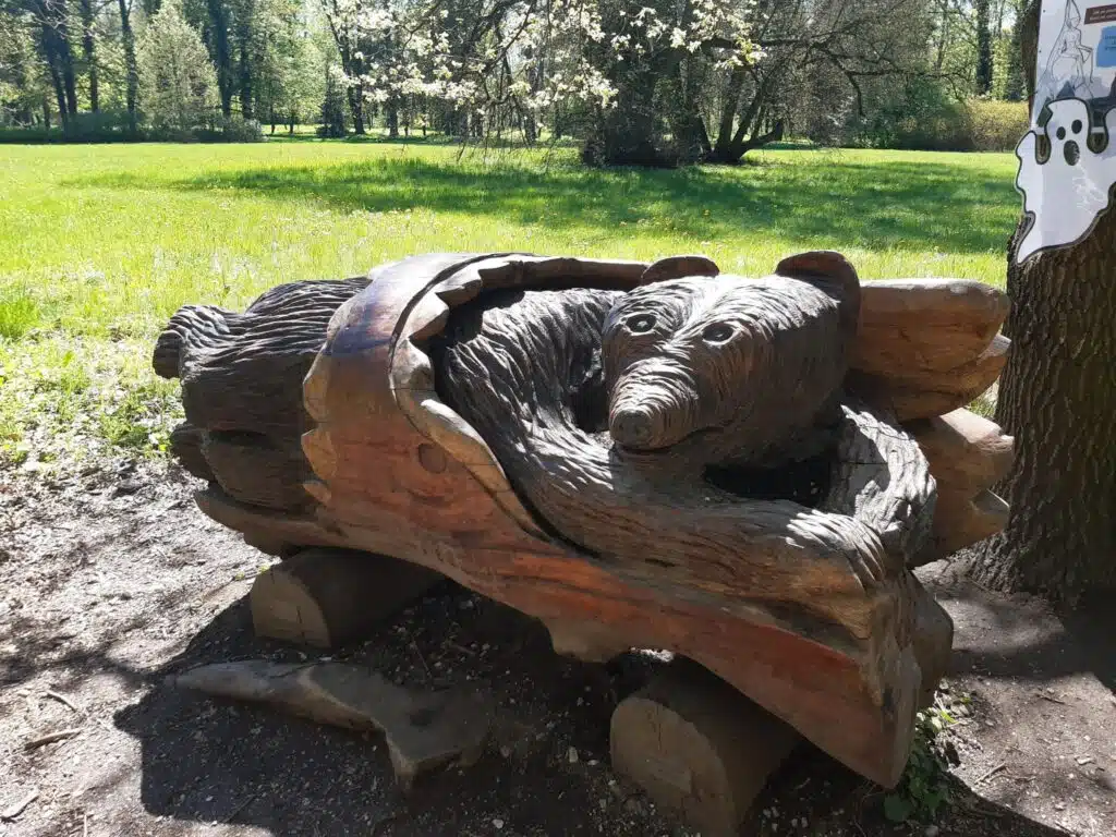 V parku Ostrov uvidíte zajímavé sochy.